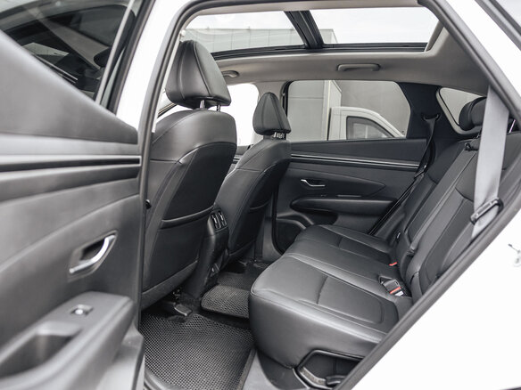 2024 Hyundai Tucson IV Рестайлинг, белый, 3098000 рублей - вид 13