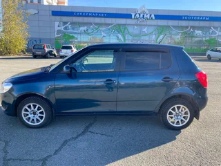 2013 Skoda Fabia II Рестайлинг, синий, 499000 рублей, вид 5