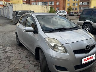 2005 Toyota Vitz II (XP90), серебристый, 550000 рублей, вид 2