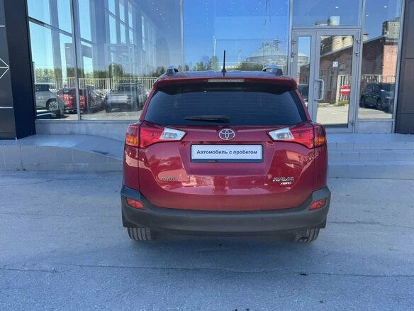 2015 Toyota RAV4 IV (XA40), красный - вид 12