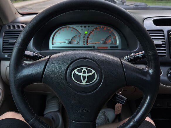 2001 Toyota Camry V (XV30), красный, 800000 рублей - вид 8