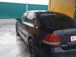2011 Volkswagen Polo V, чёрный, 300000 рублей, вид 5