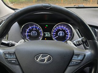 2010 Hyundai Sonata VI (YF), серый, 900000 рублей, вид 2