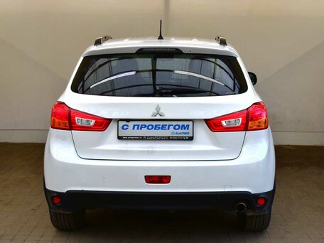 2014 Mitsubishi ASX I Рестайлинг, белый, 1100000 рублей, вид 3