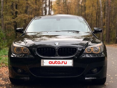 2006 BMW 5 серии 530xi V (E60/E61), чёрный, вид 2