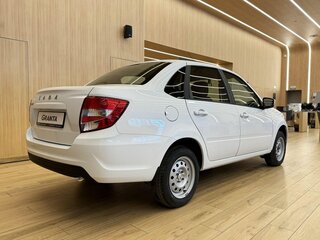 2026 Lada (ВАЗ) Granta I Рестайлинг, белый, 1101000 рублей, вид 5