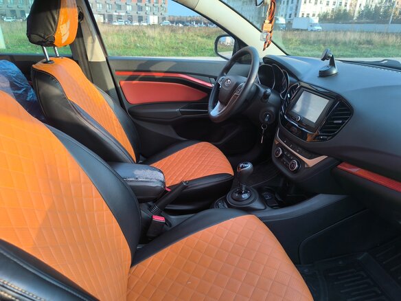 2019 Lada (ВАЗ) Vesta SW Cross I, оранжевый, 880000 рублей - вид 8