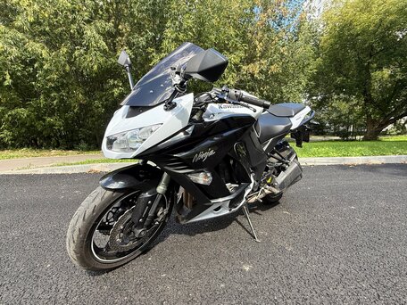 2013 Kawasaki Z 1000SX, белый, 700000 рублей, вид 1