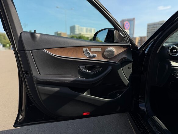 2018 Mercedes-Benz E-Класс 450 V (W213, S213, C238), чёрный - вид 12