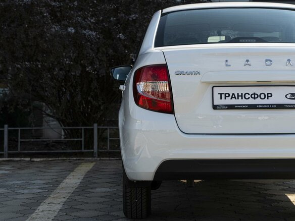 2026 Lada (ВАЗ) Granta I Рестайлинг, белый, 1068000 рублей - вид 11