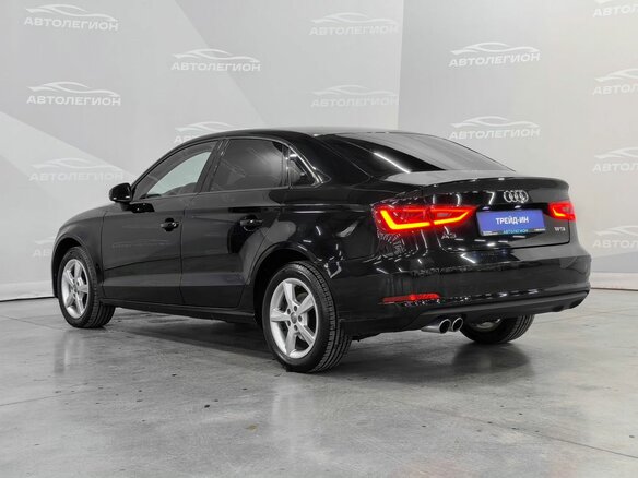 2015 Audi A3 III (8V), чёрный, 1650000 рублей - вид 2