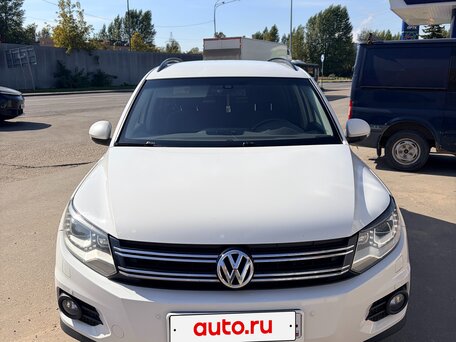 2013 Volkswagen Tiguan I Рестайлинг, белый, 1550000 рублей, вид 1