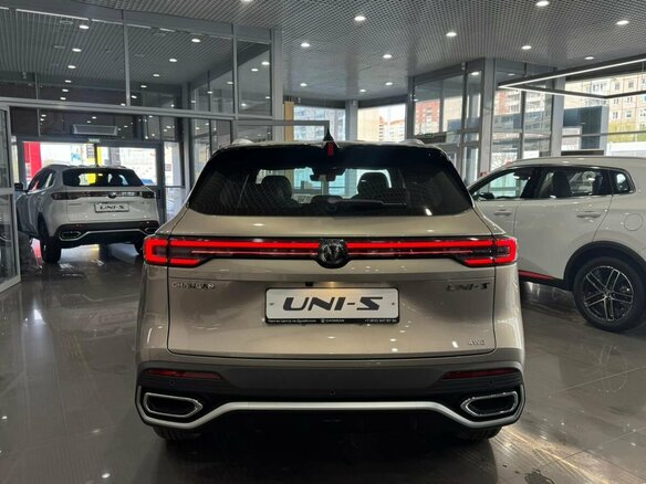 2026 Changan UNI-S I Рестайлинг, коричневый, 3249900 рублей - вид 2
