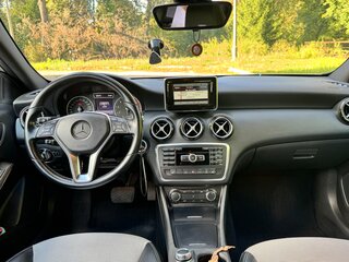 2013 Mercedes-Benz A-Класс 180 III (W176), белый, 1250000 рублей, вид 3