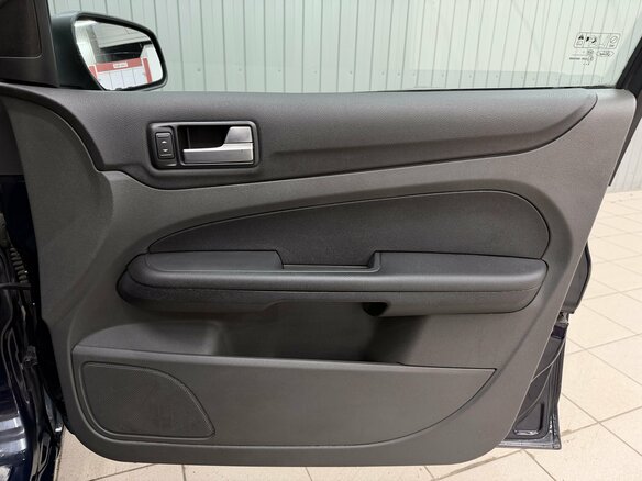 2006 Ford Focus II, синий - вид 13