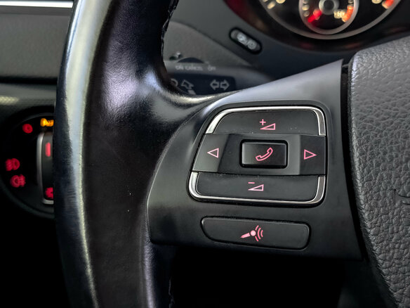 2013 Volkswagen Jetta VI, белый - вид 26