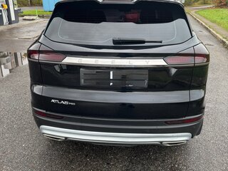 2024 Geely Atlas Pro, чёрный, 2200000 рублей, вид 5