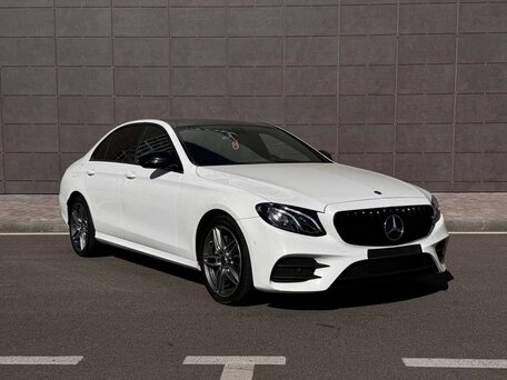 2018 Mercedes-Benz E-Класс 200 V (W213, S213, C238), белый, 3180000 рублей, вид 3
