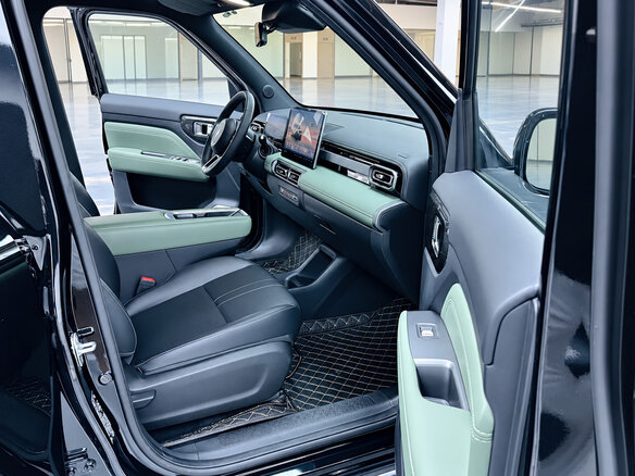 2026 Baojun Yep Plus, чёрный, 1526000 рублей - вид 10
