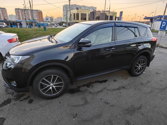 2013 Toyota RAV4 IV (XA40), чёрный, 2000000 рублей - вид 5