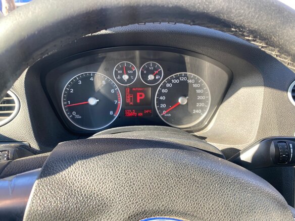 2008 Ford Focus II, красный, 400000 рублей - вид 7