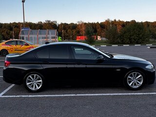 2011 BMW 5 серии 523i VI (F10/F11/F07), чёрный, 1700000 рублей, вид 5