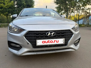 2017 Hyundai Solaris II, серебристый, 650000 рублей, вид 1