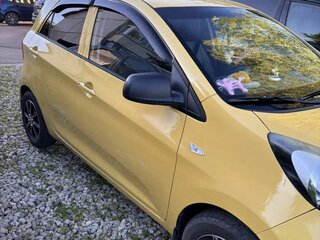 2011 Kia Picanto II, жёлтый, 550000 рублей, вид 4
