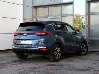 2021 Kia Sportage IV Рестайлинг, синий, 2050000 рублей, вид 4