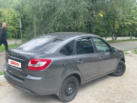 2025 Lada (ВАЗ) Granta I Рестайлинг, серый, 800000 рублей, вид 3