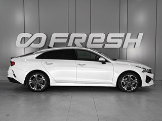 2021 Kia K5 III, белый, 2925000 рублей, вид 5