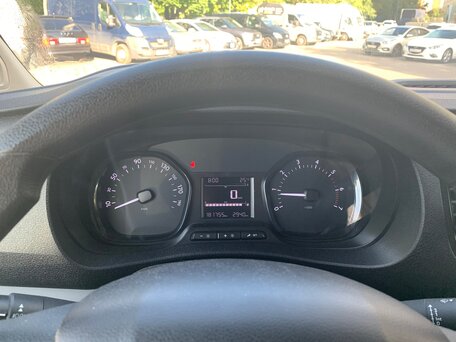 2021 Peugeot Expert, белый, 2000000 рублей, вид 1