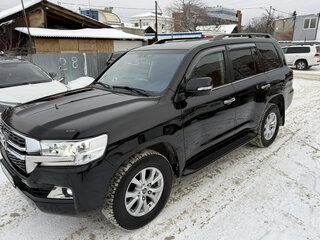 2018 Toyota Land Cruiser 200 Series Рестайлинг 2, чёрный, 5990000 рублей, вид 1
