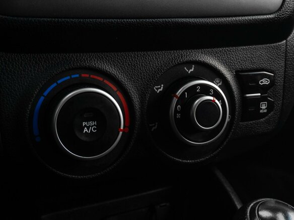 2014 Kia Rio 6-speed III, белый - вид 11
