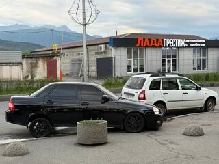 2015 Lada (ВАЗ) Priora I Рестайлинг, чёрный, 750000 рублей, вид 5