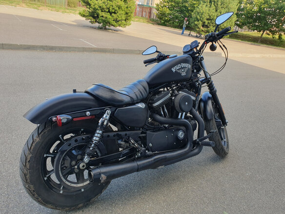 2017 Harley-Davidson Sportster 883, чёрный, 660000 рублей - вид 4