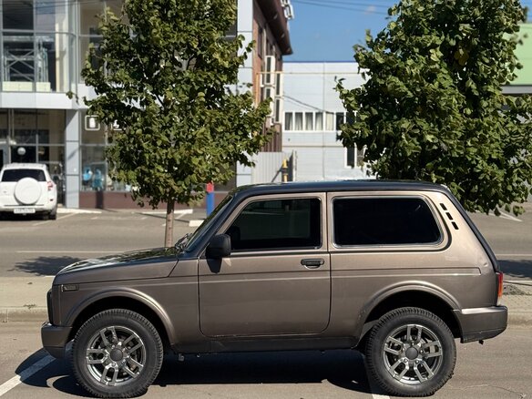 2019 Lada (ВАЗ) 2121 (4x4) Urban I Рестайлинг, коричневый, 610000 рублей - вид 12
