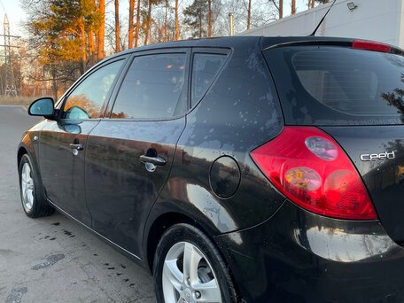 2009 Kia Ceed I, чёрный, 615000 рублей, вид 3