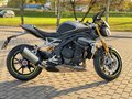 2024 Triumph Speed Triple, серый, 1600000 рублей - вид 2