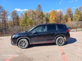 2022 Subaru Forester V Рестайлинг, чёрный, 3000000 рублей, вид 4