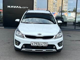 2020 Kia Rio X-Line IV, белый, 1549900 рублей, вид 2