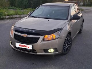 2010 Chevrolet Cruze I, бежевый, 470000 рублей, вид 2