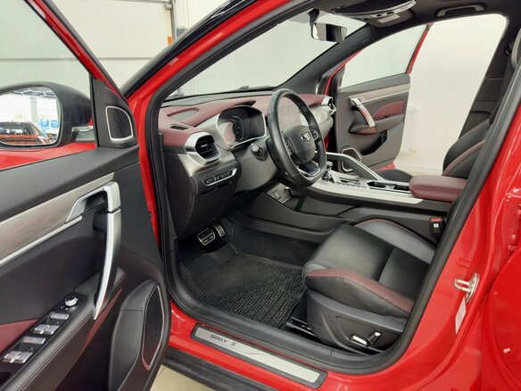 2022 Geely Coolray I, красный, 1700000 рублей - вид 33