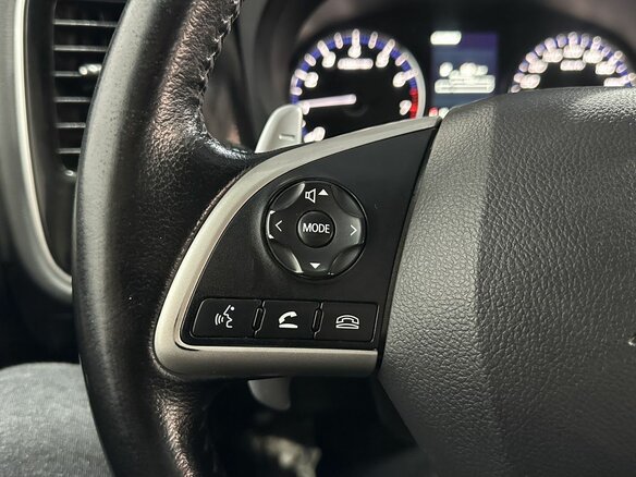 2014 Mitsubishi Outlander III, чёрный, 1160000 рублей - вид 15