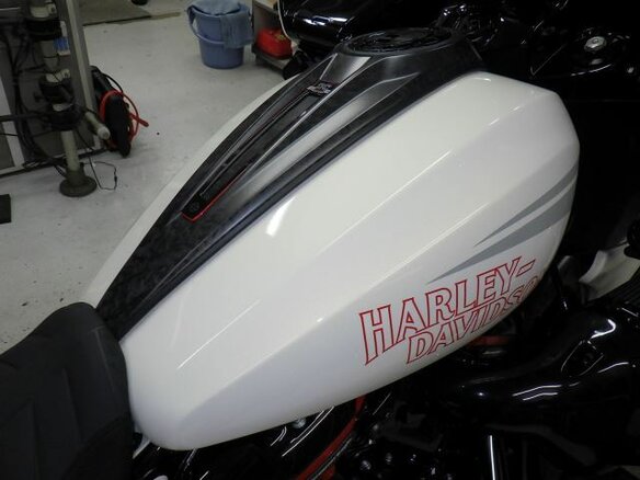 2024 Harley-Davidson CVO Road Glide ST, белый, 5490000 рублей - вид 16