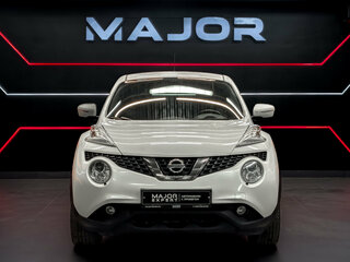 2017 Nissan Juke I Рестайлинг, белый, 1580000 рублей, вид 2