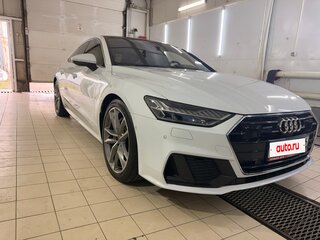 2021 Audi A7 55 TFSI II (4K), белый, 5149000 рублей, вид 4
