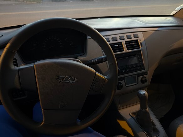 2010 Vortex Estina I, красный, 250000 рублей - вид 10