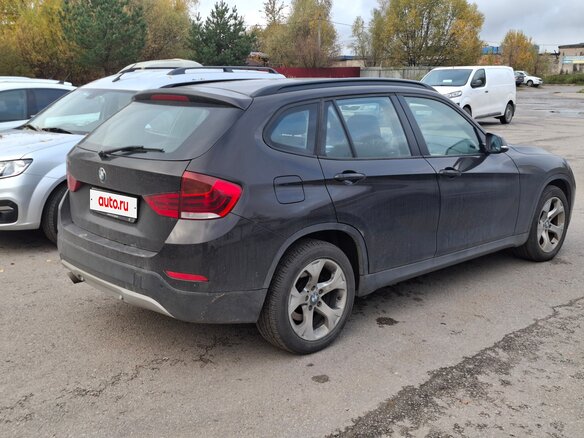 2014 BMW X1 18i I (E84) Рестайлинг, коричневый, 1599000 рублей - вид 3