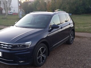 2017 Volkswagen Tiguan II, синий, 2780000 рублей, вид 2
